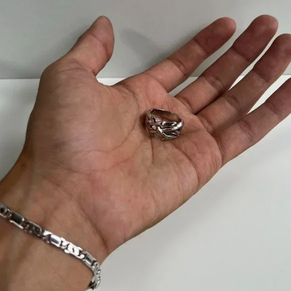 Y2K 2000s vintage retro style silver goth emo unique thorn ring - Picture 8 of 8